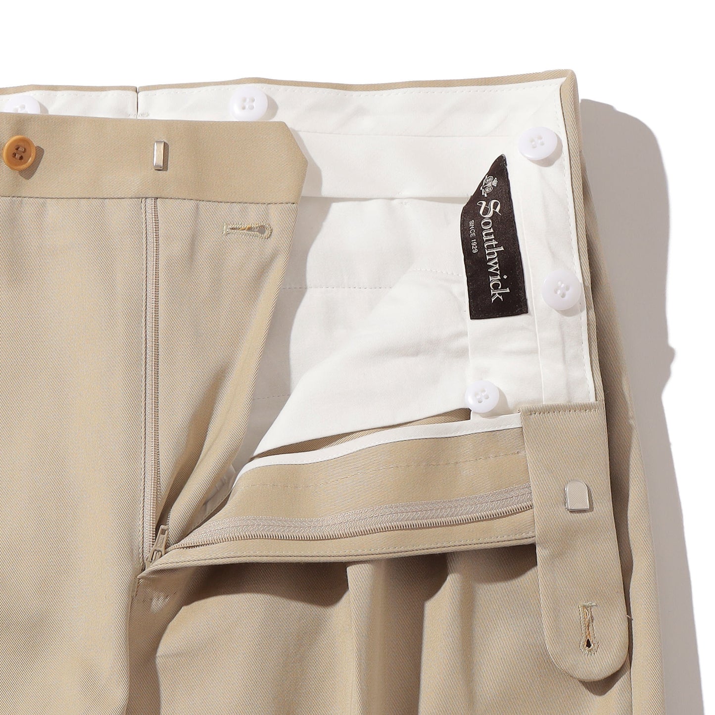 Southwick: CHATHAM　Cotton chambray 2-pleat trousers　